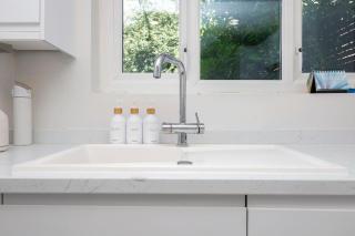 Stylish Split-Level Flat in Shoreditch - 7