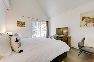 Resort Studio half Mi to Ski Sapphire Valley! - 5