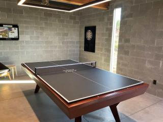 Telescope House with 360 Desert Views for Family - 7