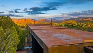 Telescope House with 360 Desert Views for Family - 1