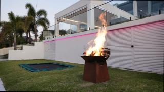 Resort Style Luxurious Waterfront Entertainer - 3