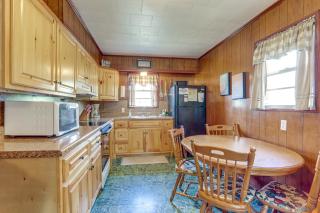 Walk to Greers Ferry Lake! Home with Dock Access - 2