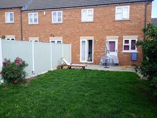 Charming Tewkesbury Holiday Home - Gateway to the Cotswolds - 3