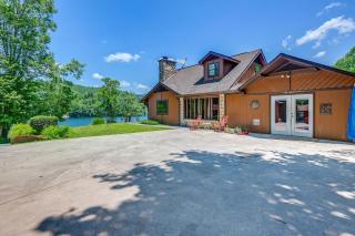 Lakefront North Carolina Abode with Grill and Fire Pit - 0