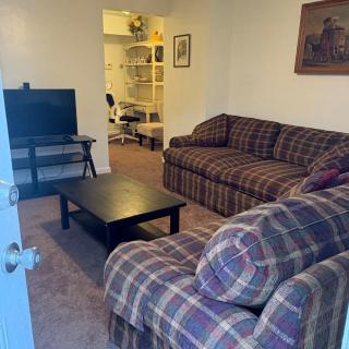 RFK Union Station free parking 1 bdrm - 3