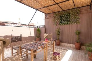 Cozy studio with private terrace - 2