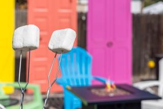 Olde Town Gem 5 Tvs Hot Tub & Game Yard - 1