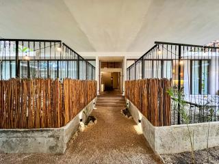 Luxurious Bohemian Apartment- Rooftop -Gym - 1