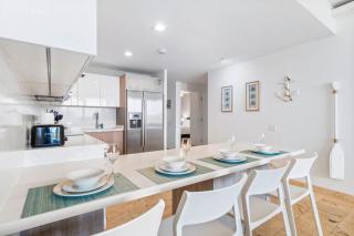 Sunset 16 Caya Dr. J.E.M. Arends 1 - 2