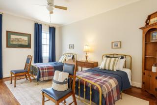 Magnolia Hill Vacation Home Rental in Meridian Mississippi Poplar Springs Historic District - 5