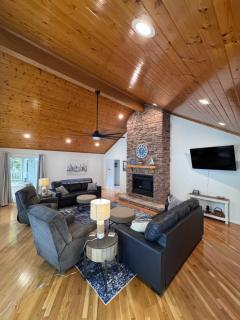 Sunset Cove Retreat - 8