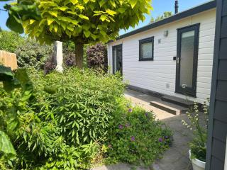 Chalet Sea Birds - 0