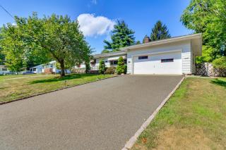 Patio, Large Yard Luxe Home in Pompton Lakes! - 7
