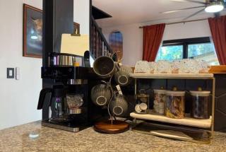 Chic Hudson Escape Pet Friendly Hot Tub - 4