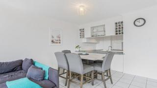 Two Storey Gem In Heart Of Woorim - 2