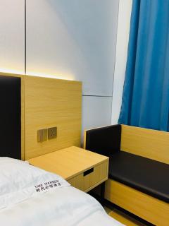 Times Mansion king size standard room - 4