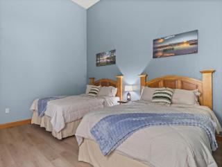 Indoor Water Park - Game Rm - Mins to Downtown - Jacuzzi - Wisconsin Dells - 1