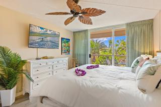 Maui Banyan Studio, King Bed, Steps to Kam2 Beach - 0