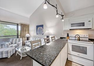 Sea Crest Surf and Racquet Club - 4