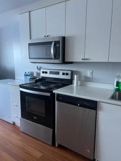 Homey Stay in Brantford - 0