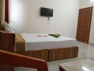 Benzy Tourist Home - 2