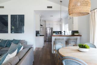 Naples Island Stunning Ocean Cottage By the Beach - 5