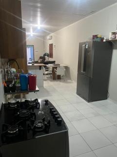 Casa grande Com 2 quartos e 2 suítes - 5