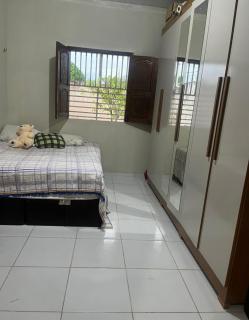 Casa grande Com 2 quartos e 2 suítes - 1