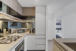 Stylish 1-Bed Apartment in Brisbane CBD - 6