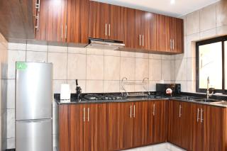 TRENDY RESIDENCE - Luxury Serviced Apartments in Bastos - 2