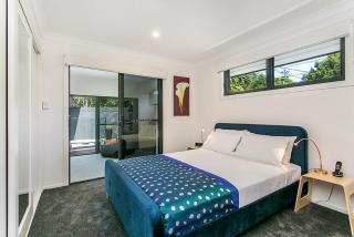 At the Beach, Suffolk Park - 2