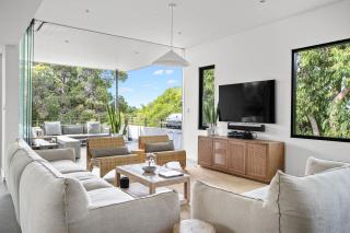 Beach Box I Private Properties - 7