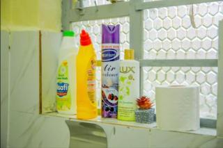 Glisten Studio with free WIFI and Netflix - 7