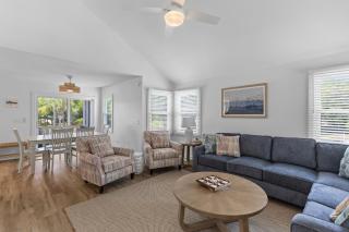 Pelican Bay 13 - Cozy Beachside Retreat! - Beach Access! - Isle of Palms - 9