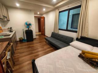 2F-14 City Center Cozy Condo at Megatower 4 - 3