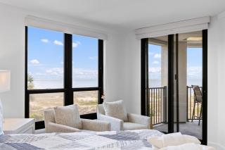 Summer House 202 - 3BR Oceanfront Condo! View! - 7