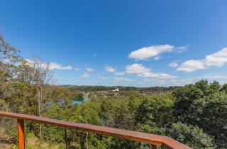 Hillcrest Retreat with River Views - 0