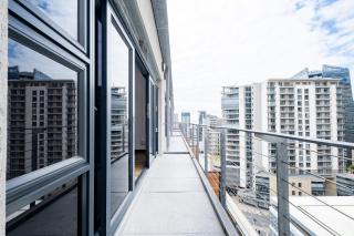 1004 - Spacious 2Brdm City-Center Apt with Parking - 7