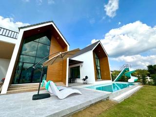 Montere Hus Pool Villa Khao Yai - 0