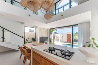 Villa EZRA AZUL - 2 BDRM Lush Garden & Pool View - 2