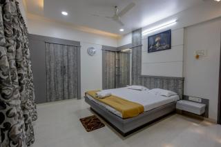 RainMist Villa 4BHK Luxury Villa with Private Pool - 6