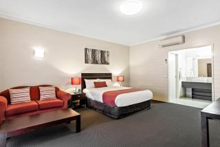 Quality Inn Colonial - 7