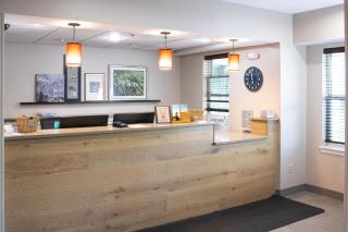 Country Inn & Suites by Radisson, Carlisle, PA - 9