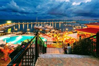 Family 2BDR Apartment in the City Center - 1