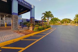 Rodeway Inn & Suites Fort Lauderdale Airport & Cruise Port - 5