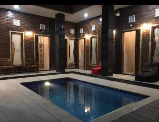 OYO 94789 Adihan Homestay Canggu - 8