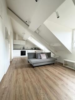 Be Your Home - Dalla Corte del Glicine - 0