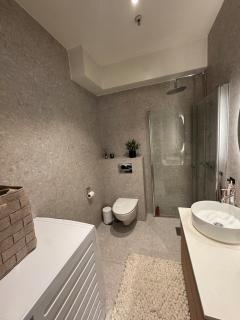 Strøken og ærverdig bygårdsleilighet ved Bergen Domkirke - 9