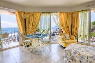 Victoria Beach Apartments - 9