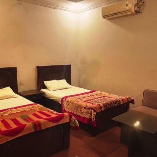 Moon Hotel - 4